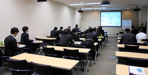 神戸会場のセミナー風景